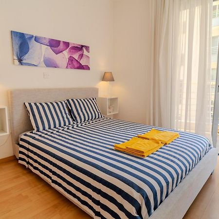 Blue Dawn Center Flat Apartman Lárnaka Kültér fotó