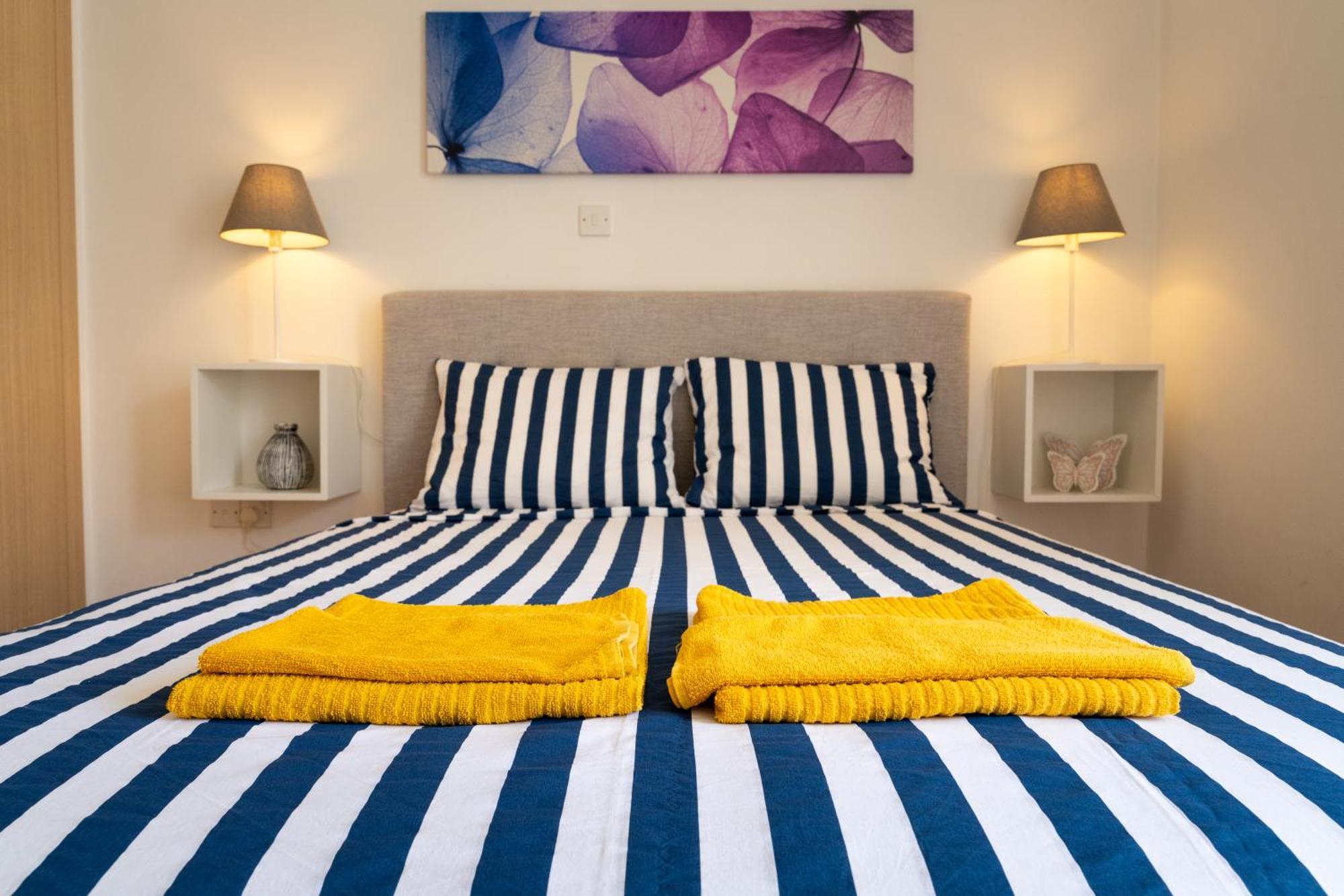 Blue Dawn Center Flat Apartman Lárnaka Kültér fotó